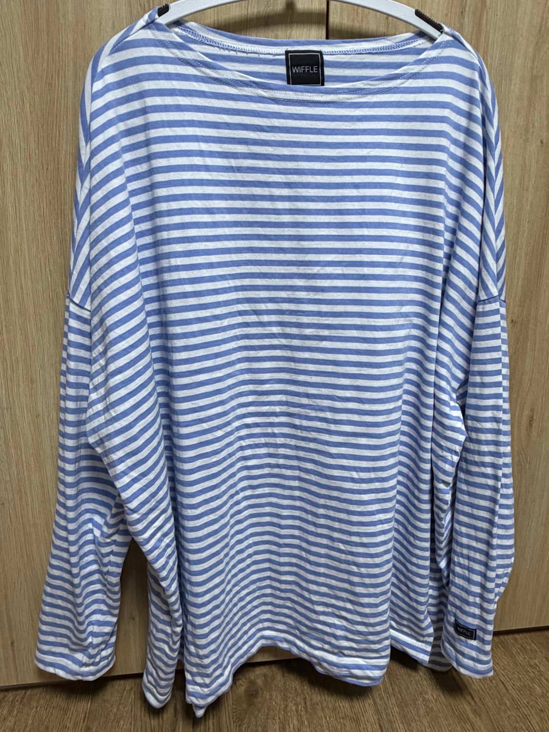 wiffle 오버사이즈 스트라이프 롱슬리브 상품이미지1