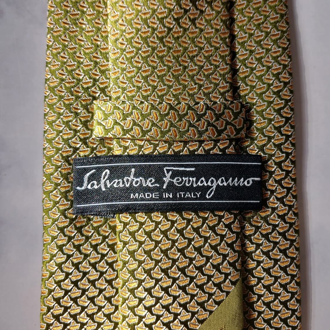 살바토레 페라가모 실크 패턴 넥타이 9.2cm S~A+등급 E757
 상품이미지8