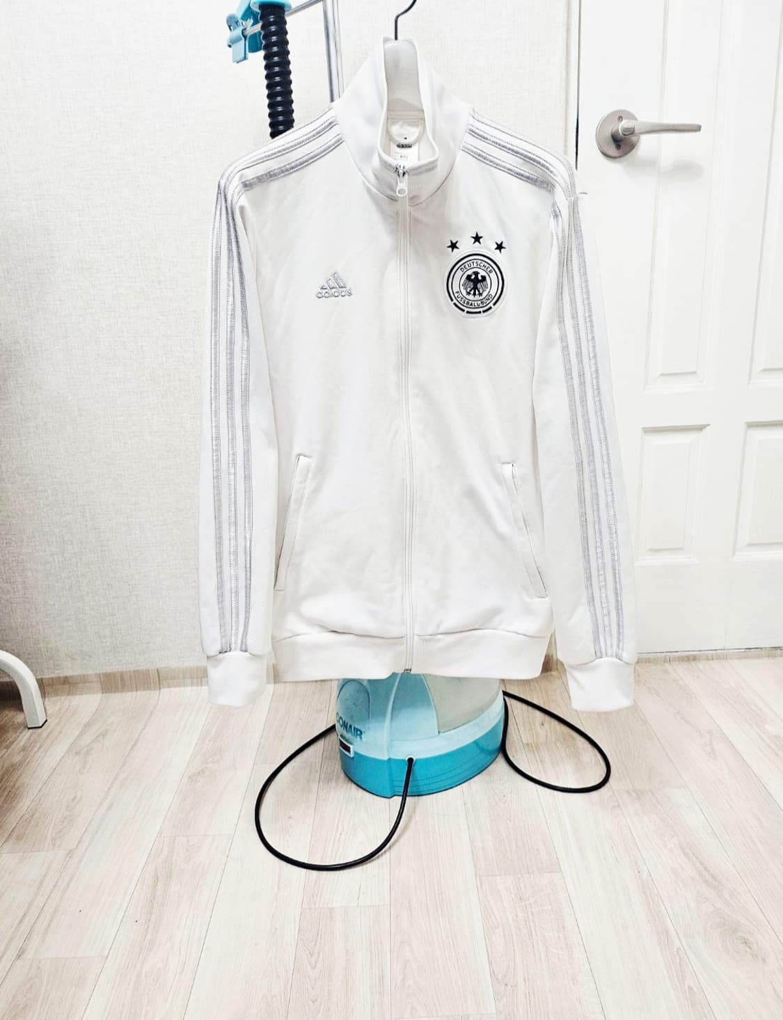 (95)M ☆우주매물☆ 아디다스 독일 [화이트실버] 트랙탑져지 상품이미지1