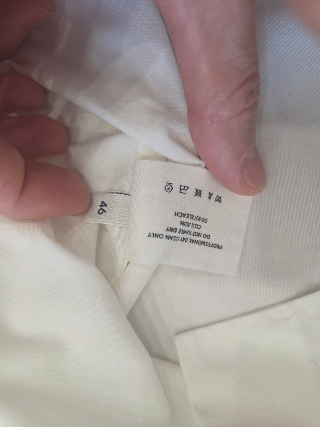 르메르 카라 탈부착 셔츠 상품이미지4