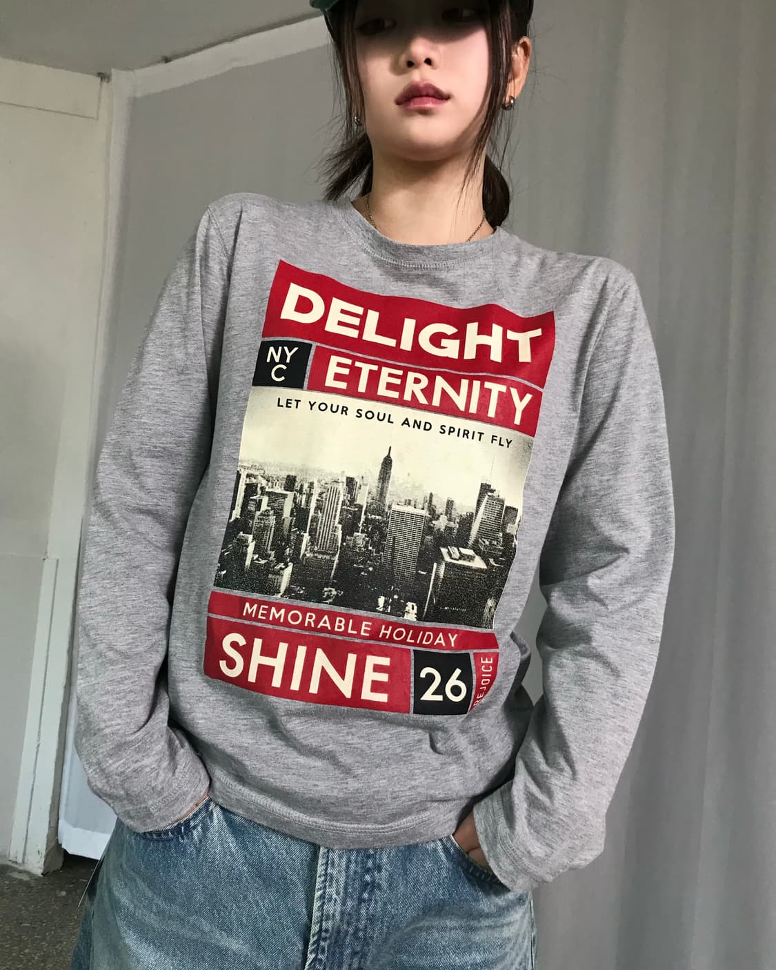 그레이 그래픽 티셔츠  상품이미지1