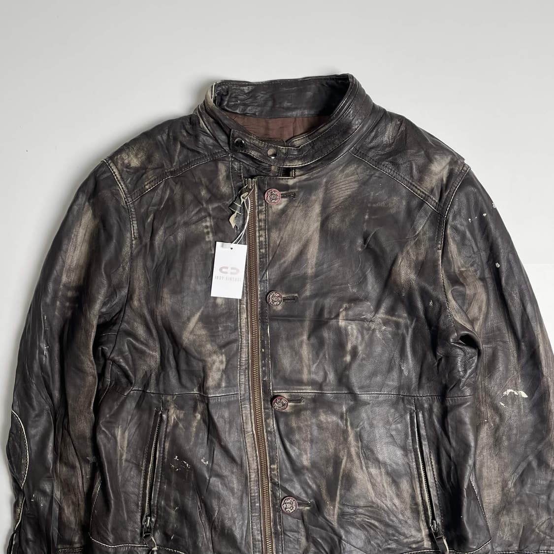 North beach 그라데이션 페인트 레더 자켓 상품이미지2