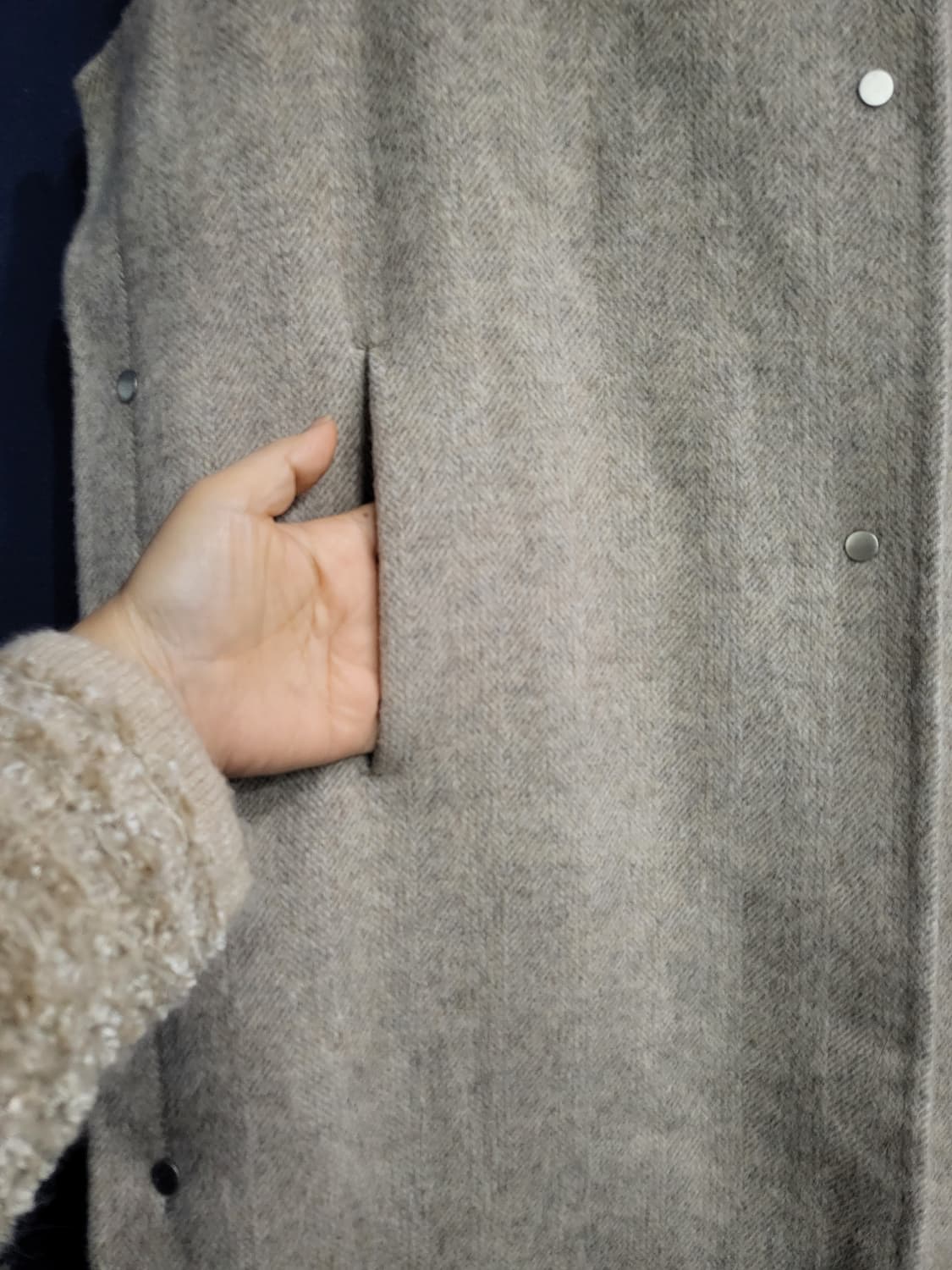 팔라스 울 핸드메이드 롱베스트 상품이미지3