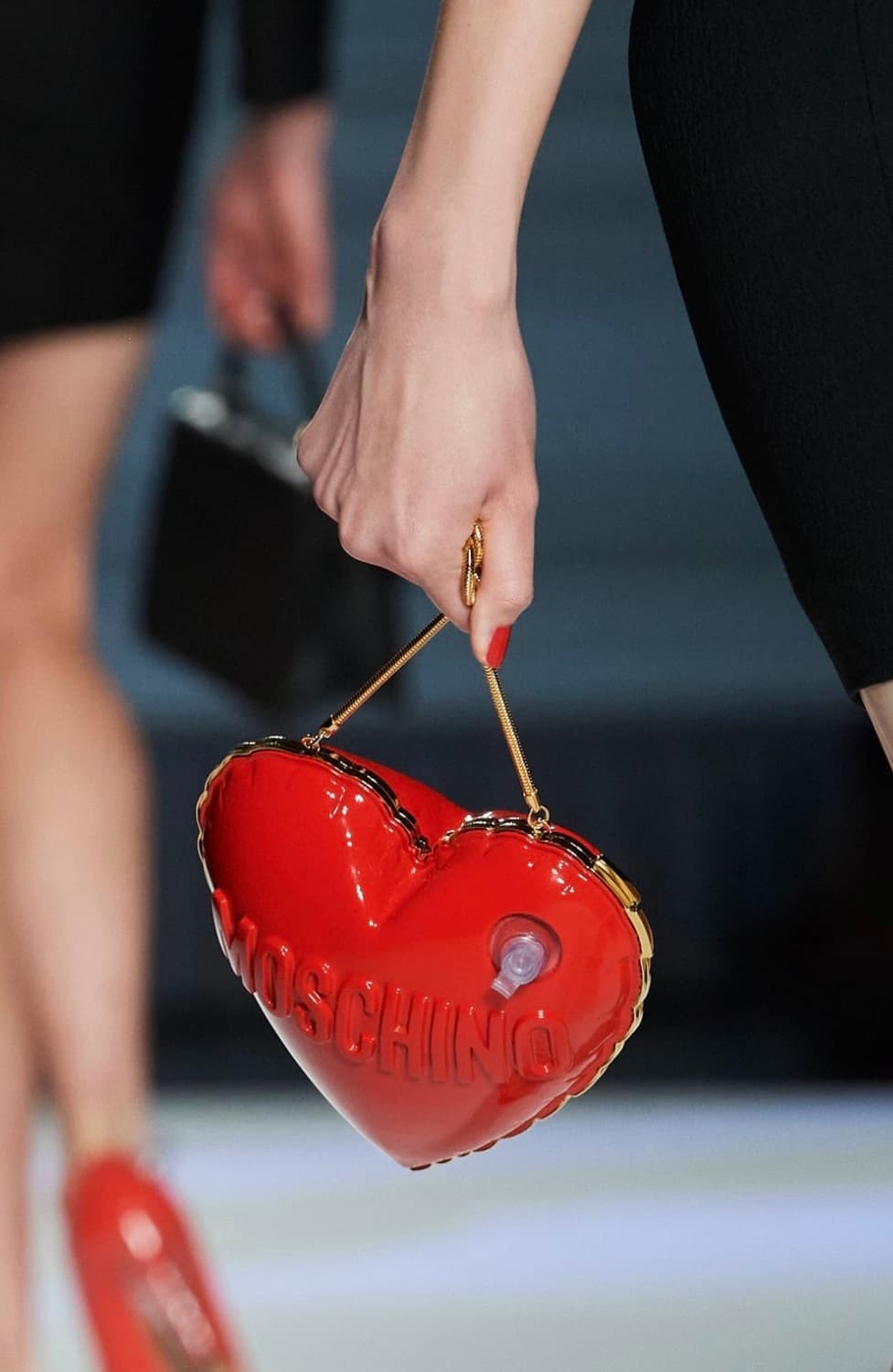 새상품) 모스키노 하트백 레드 상품이미지3