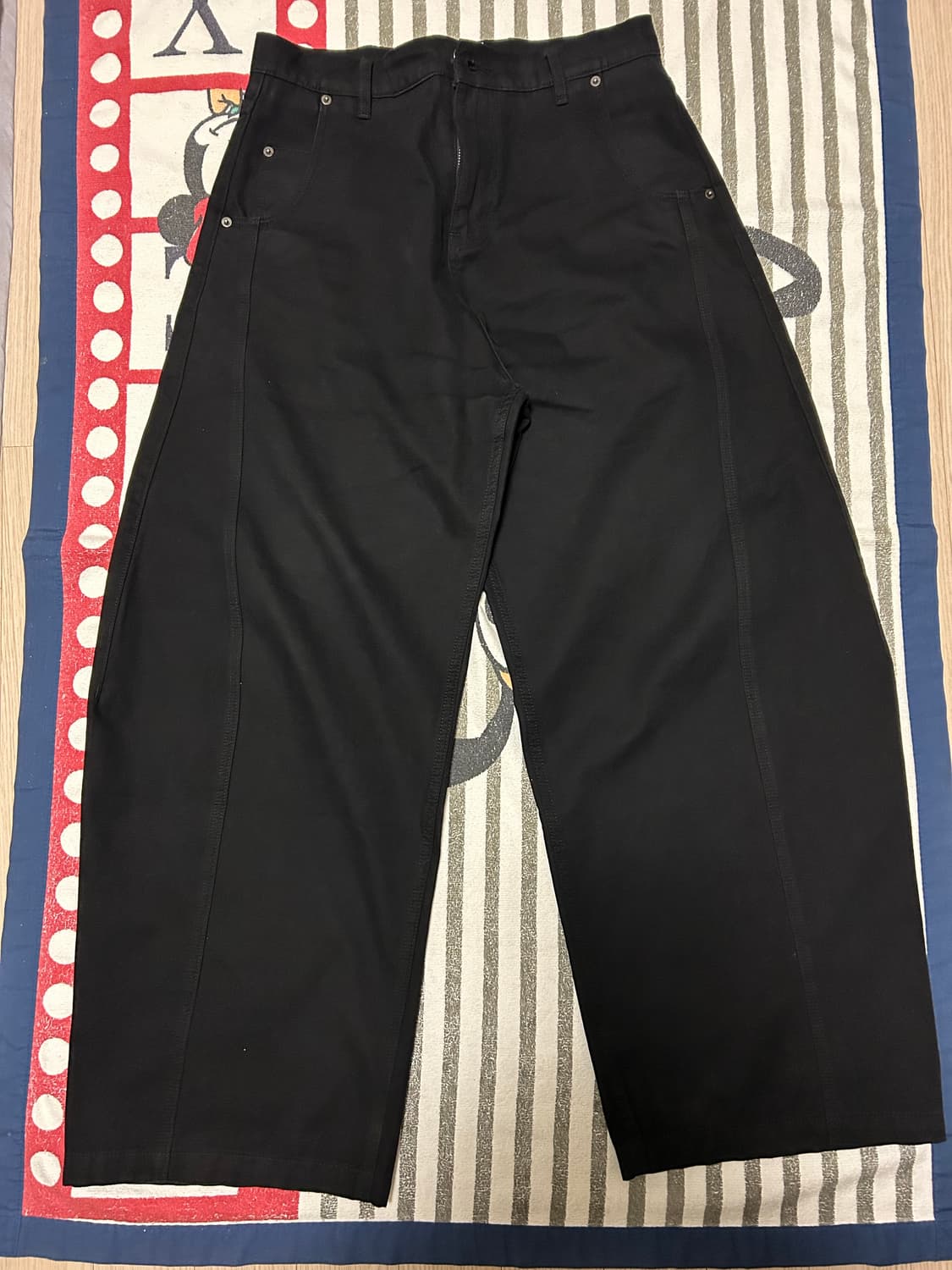 비긴202 루보 트위스트 팬츠 쉐이드 블랙 3사이즈 상품이미지5