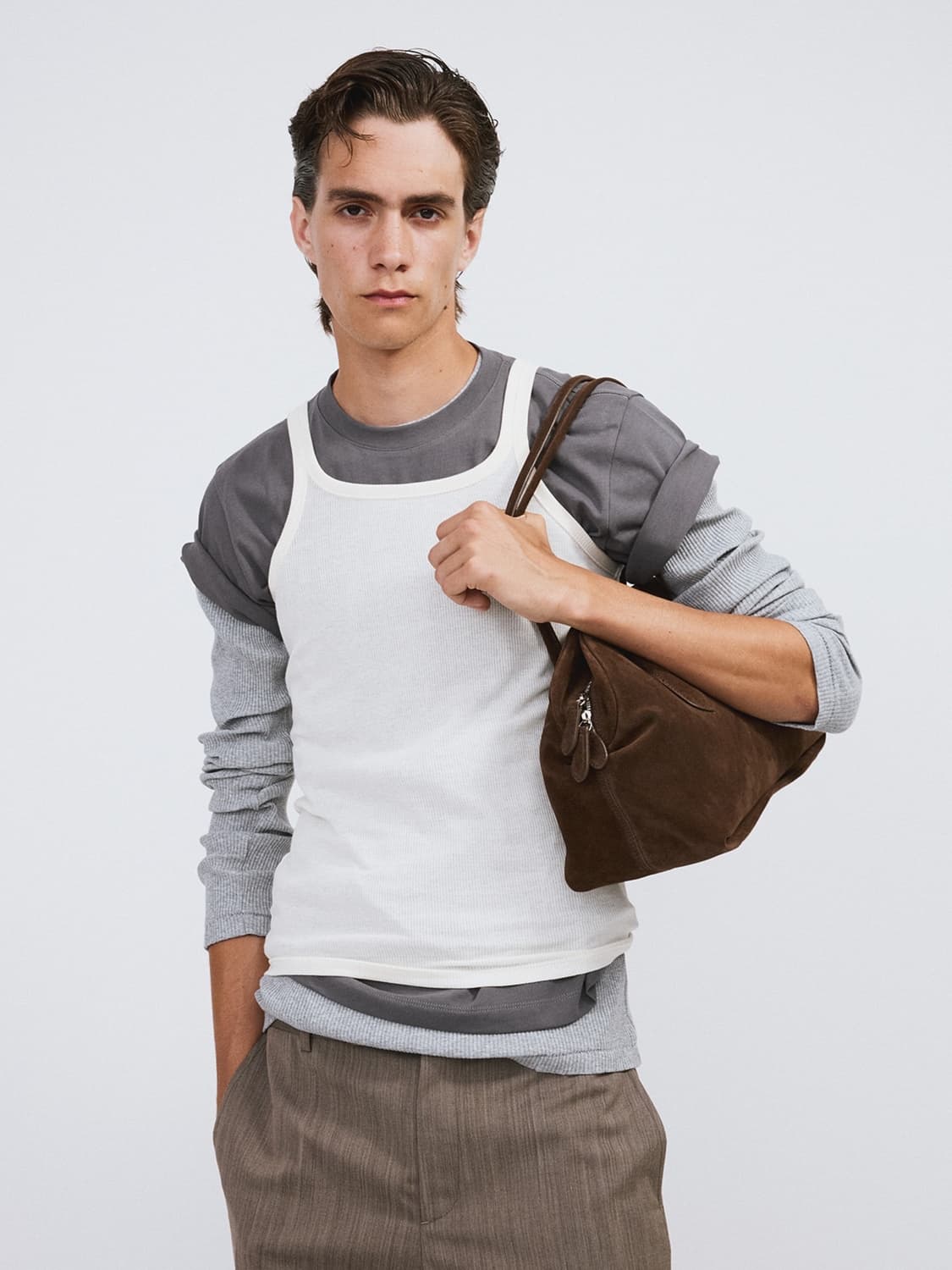 렉토 26SS 딥 스쿱넥 탱크탑 슬리브리스 크림 상품이미지1