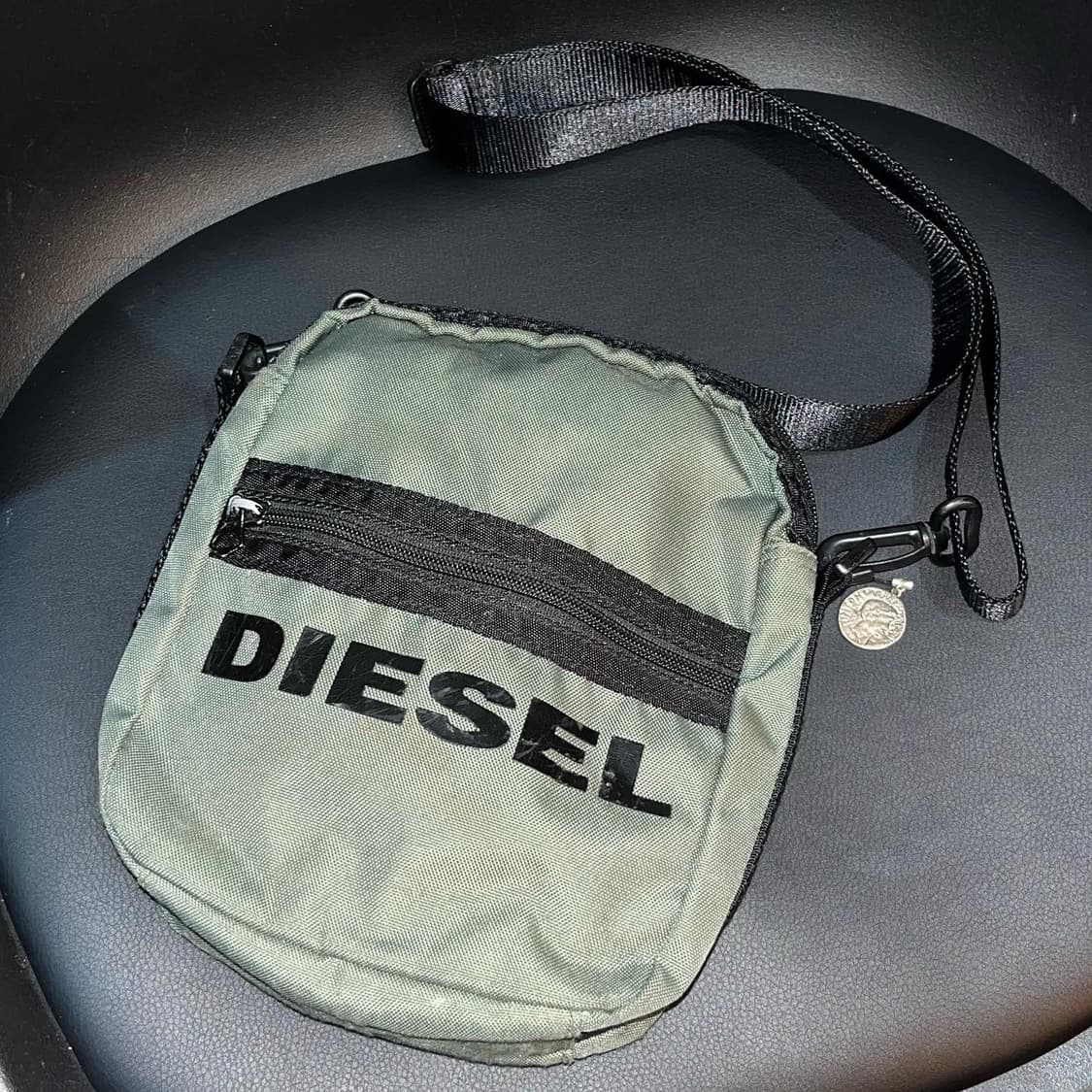 DIESEL Logo cross bag 상품이미지1