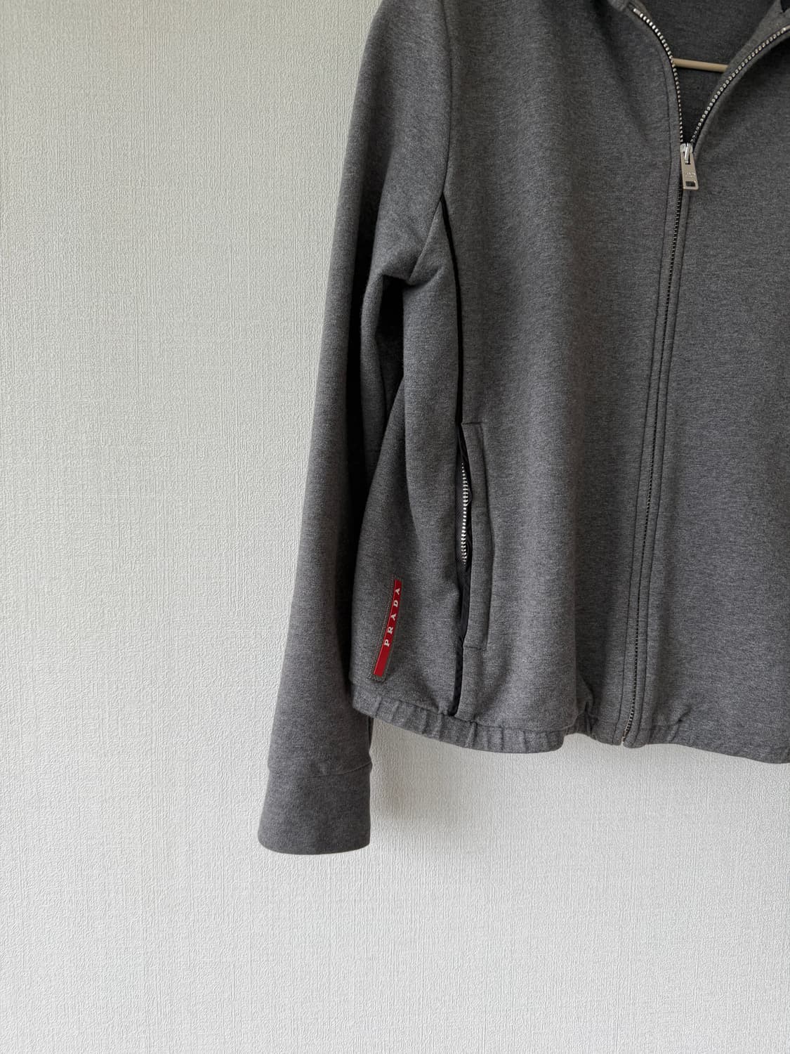 prada sports hoodie 상품이미지2