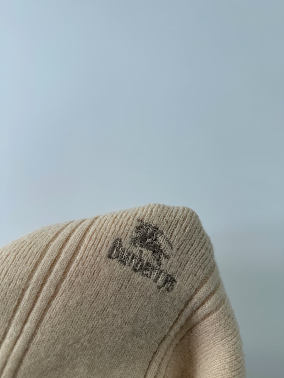 버버리 90's 루즈핏 아이보리 스웨이드 패치 코만도 울 니트 상품이미지4