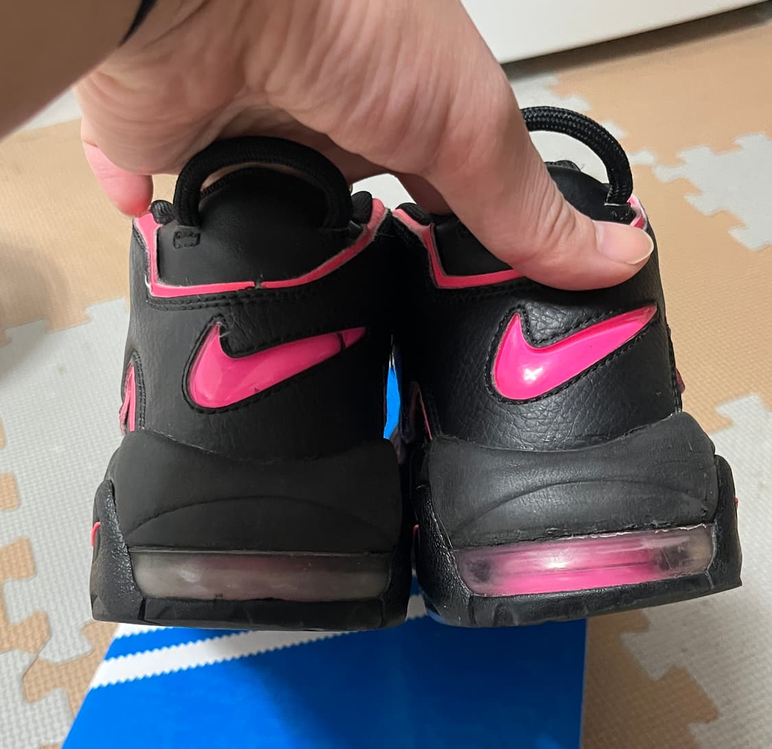 나이키 에어 모어 업템포96 블랙핑크 235 상품이미지5