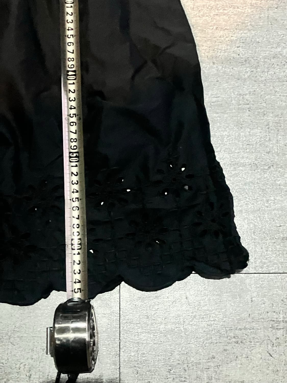 Uniqlo 유니클로 하구미모리걸 바캉스 펀칭 슬리브리스 나시탑 상품이미지3