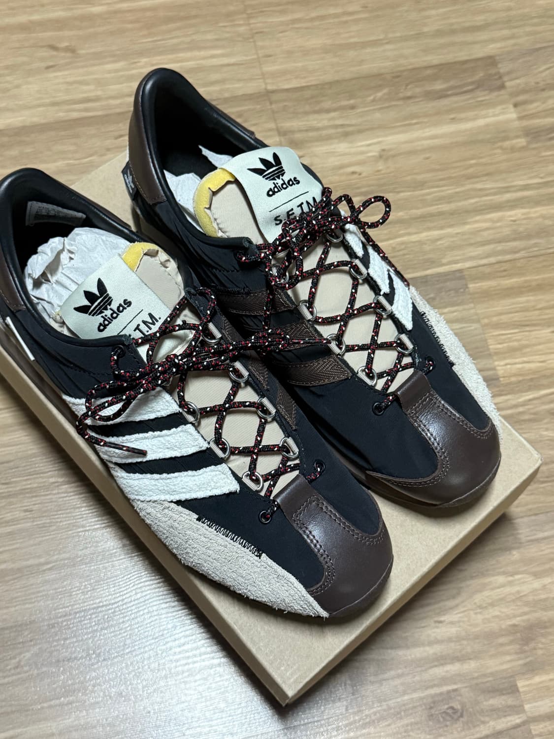 Adidas & song for the mute 콜라보 신발 (265) 상품이미지3