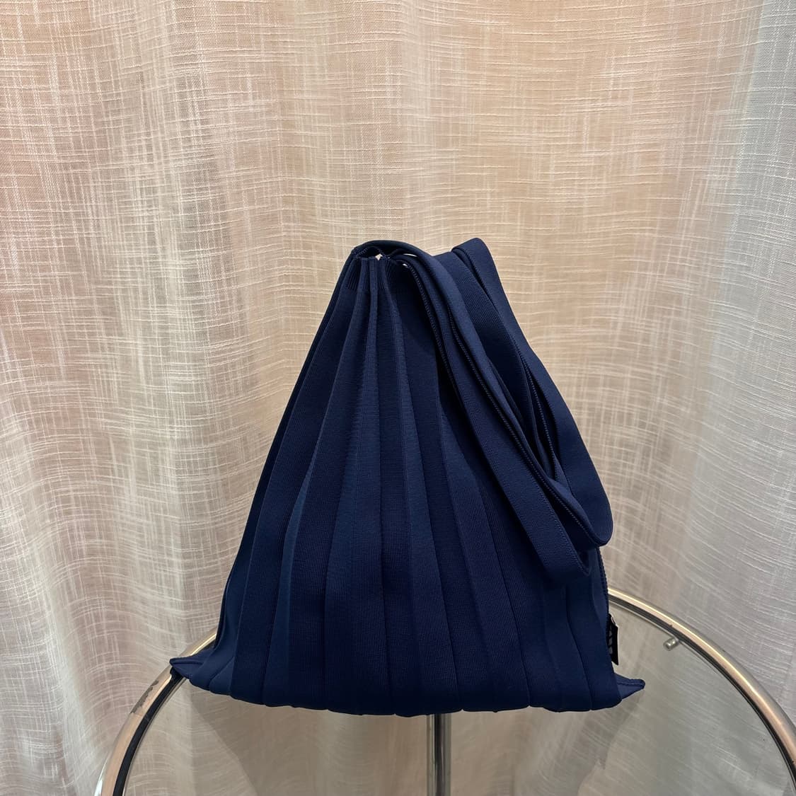 정품 플리츠마마 니트 숄더백 새상품     상품이미지4