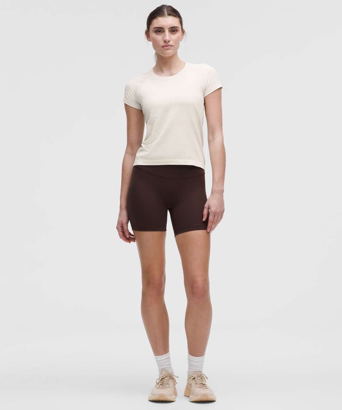 룰루레몬 스위프틀리 테크 숏슬리브 셔츠 2.0 웨이스트 렝스 2 상품이미지2