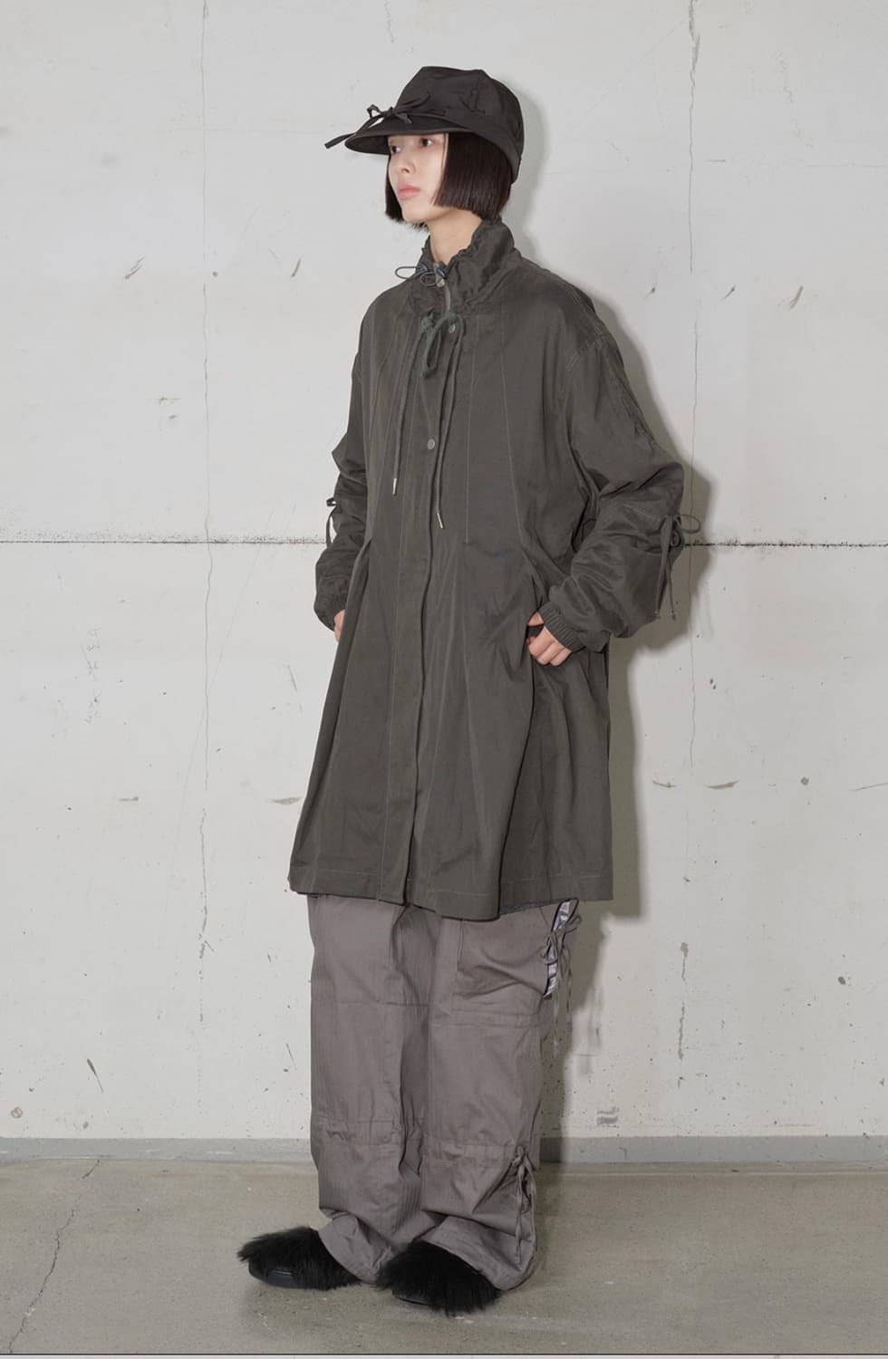 타입서비스 Pleated fleece long jumper 차콜 상품이미지2