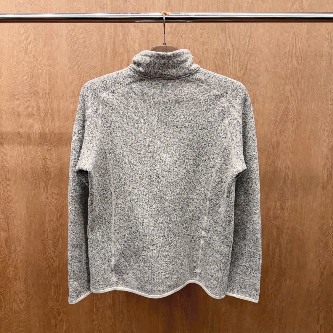 파타고니아 하프 집업 플리스 자켓 로고 패치 파이핑 디테일 멜란지 그레이 상품이미지3