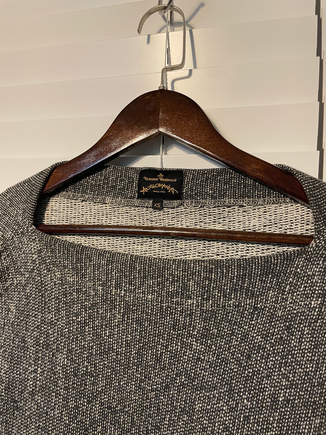 비비안웨스트우드 스퀘어쉐입 니트 베스트 상품이미지5