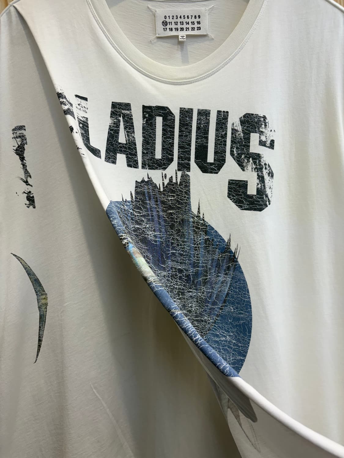 메종 마르지엘라 17SS 글라디우스 피쉬 워시드 반팔 상품이미지3