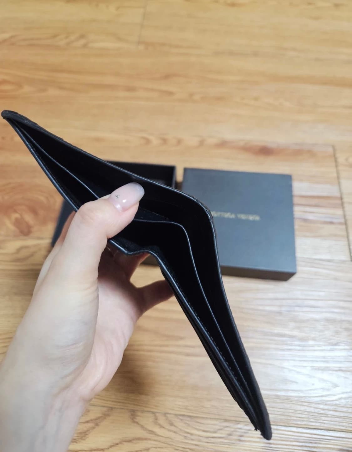 보테가 베네타 인트레치아토 반지갑 블랙 상품이미지5