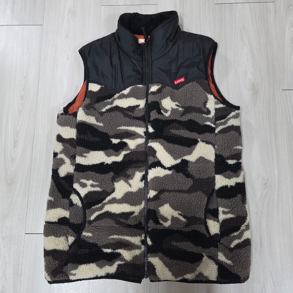 리바이스 카모 플리스 조끼 상품이미지2