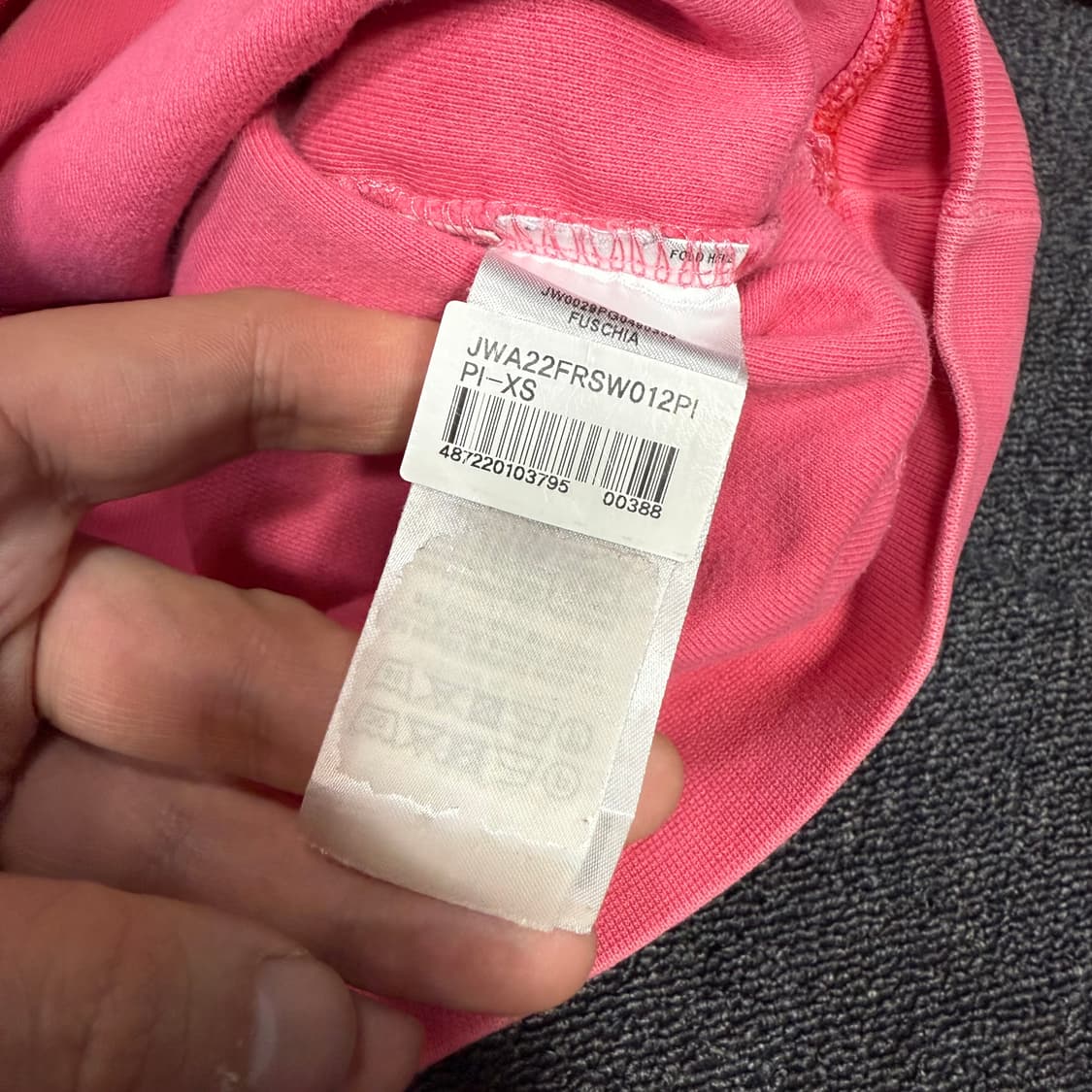 JW앤더슨 로고 맨투맨  상품이미지9