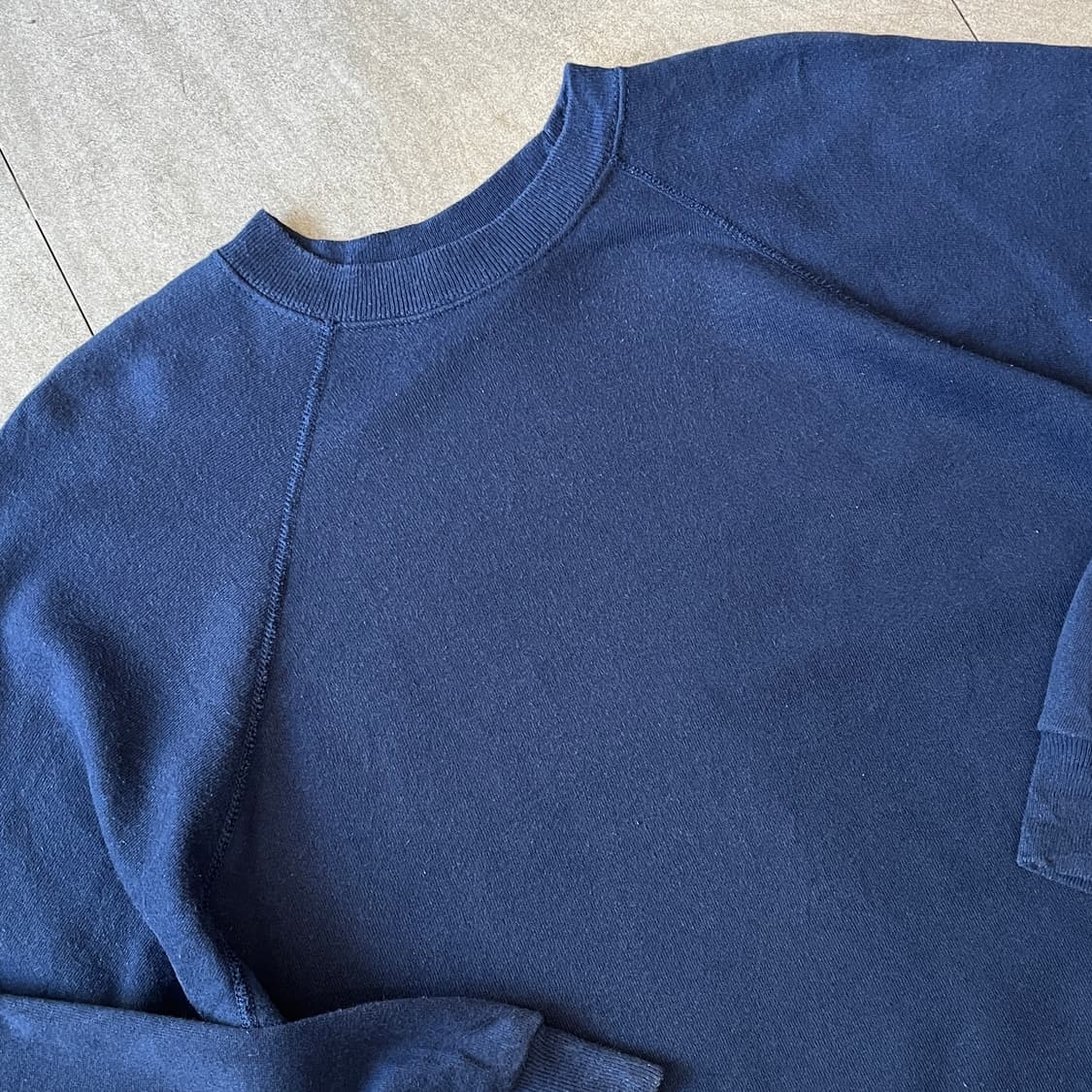 90년대 미국 생산 헤인즈 네이비 블랭크 스웻셔츠 상품이미지2