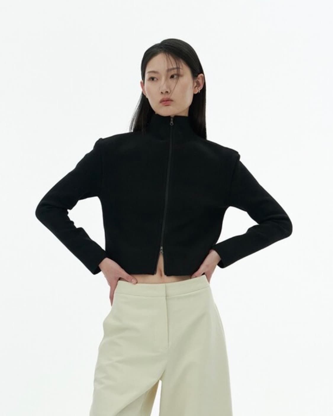 아모멘토 모크넥 집업 가디건 블랙 상품이미지1