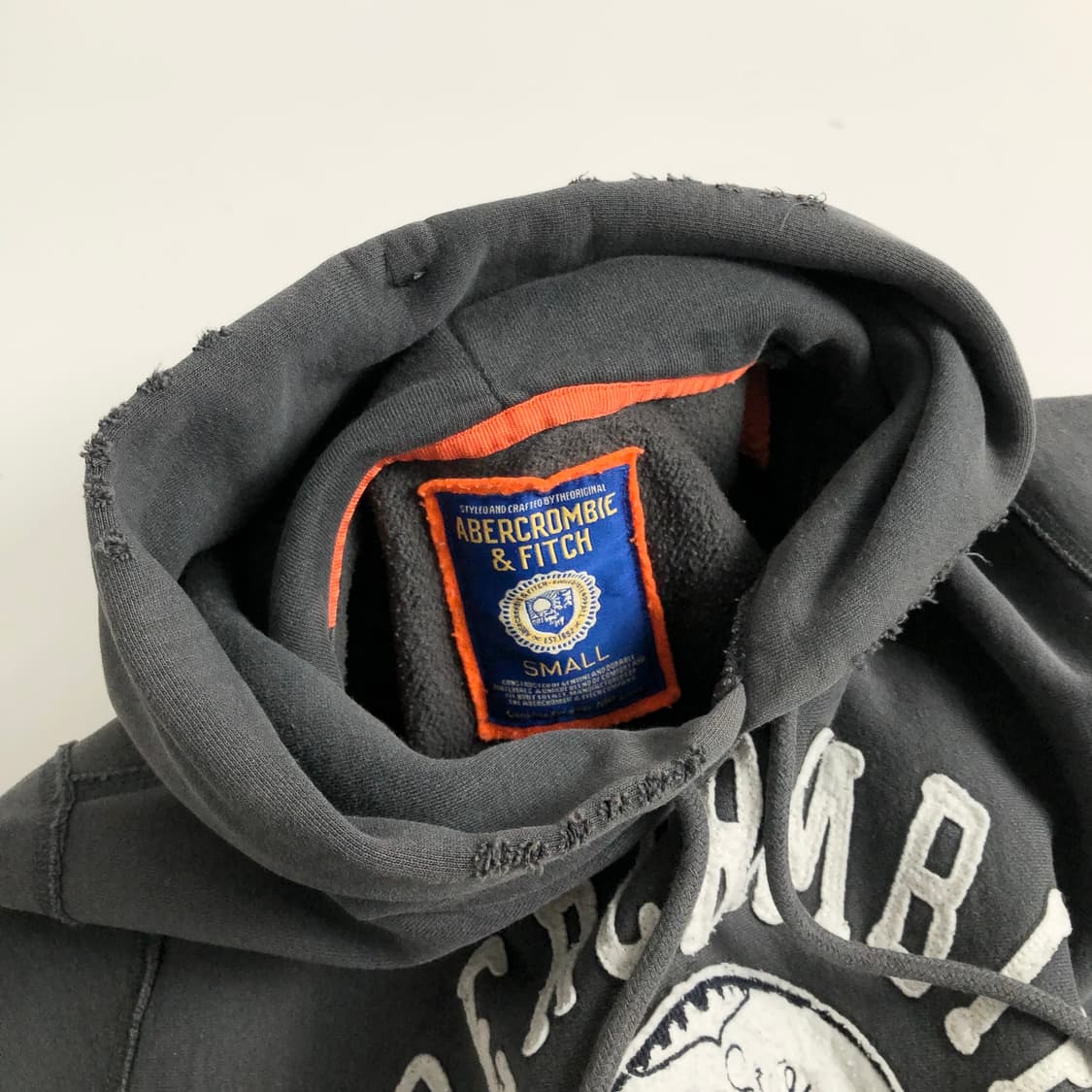 아베크롬비 90s 데미지드 후드티 S 상품이미지3