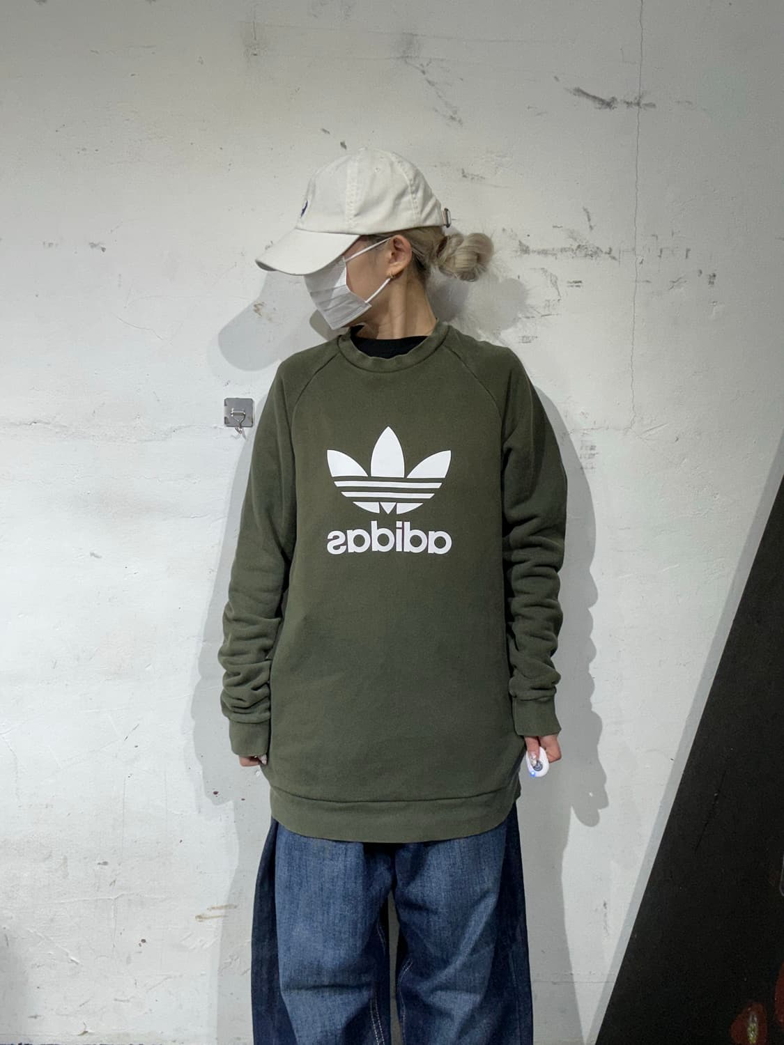 아디다스 카키 화이트 빅 로고 스웻 셔츠 맨투맨 M 상품이미지2