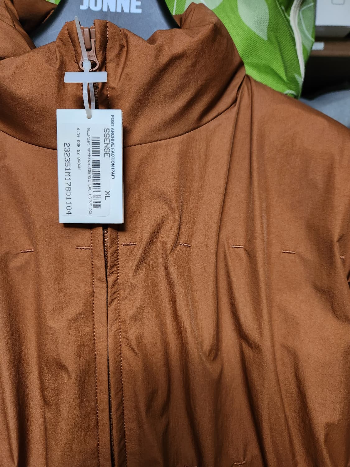 [XL]paf 파프 4.0+ 패딩 브라운(ssense 익스클루시브) 상품이미지4