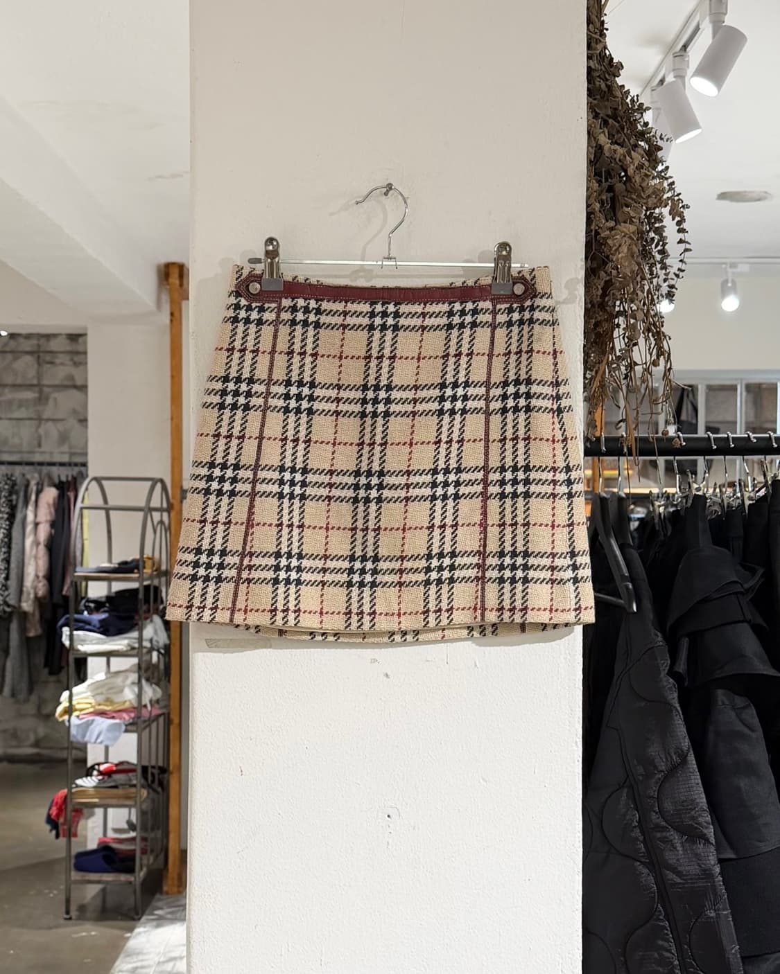 버버리 블루라벨 베이지 노바체크 미니스커트 상품이미지1