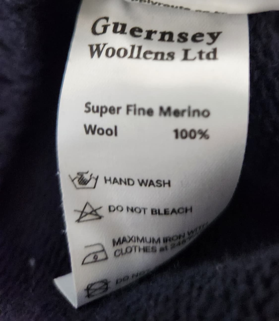 건지울른스 슈퍼 파인 메리노울 크루넥 건지 스웨터 - 네이비(미드나잇 네 상품이미지4