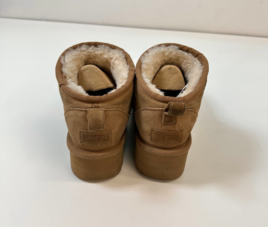 어그 ugg 글래식 울트라 미니 플랫폼 부츠  상품이미지4