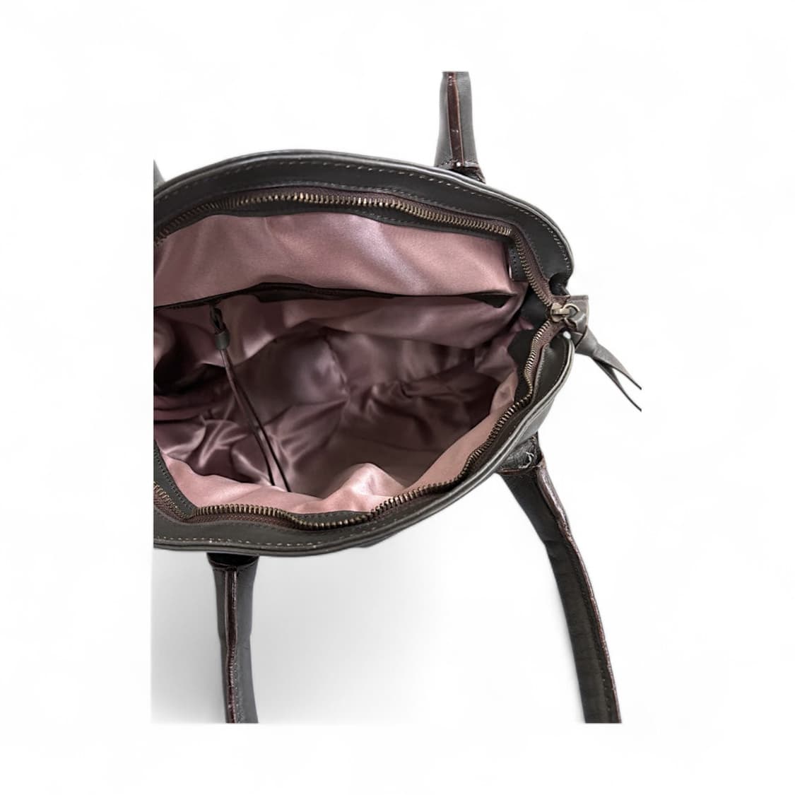 나인티퍼스트 유토피아 소가죽 라운드 토트백 꼼데가르송 이세이미야케 스타일 상품이미지8