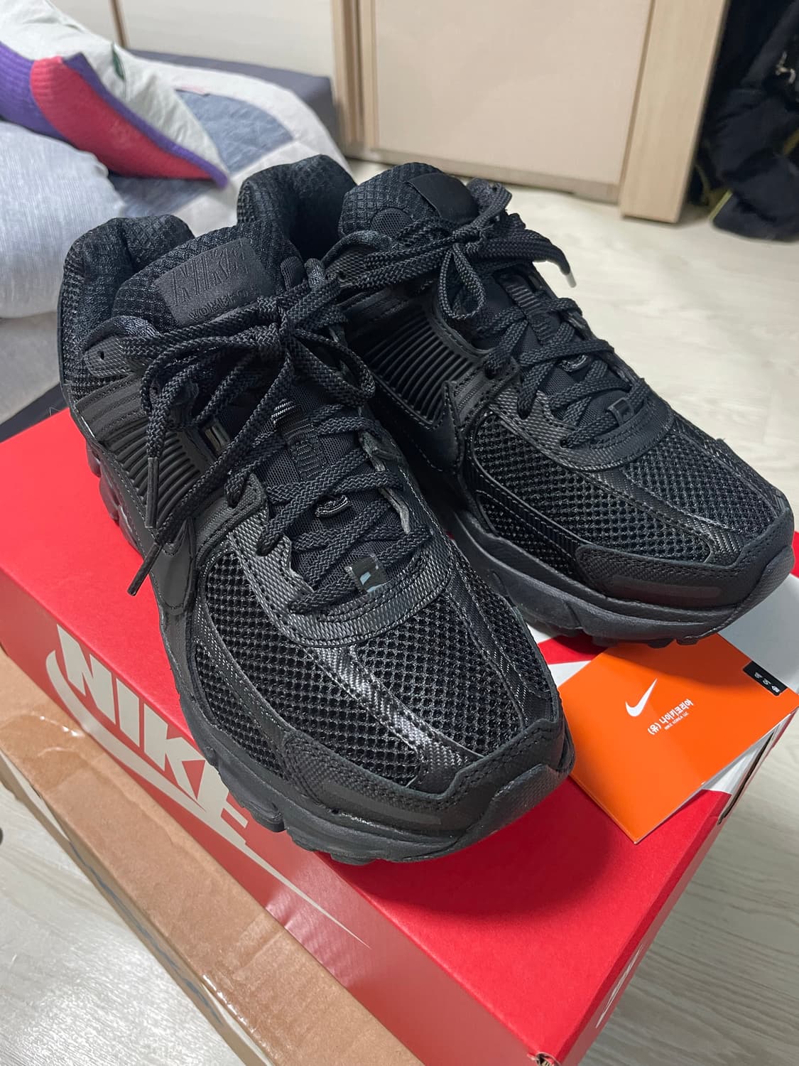 나이키 줌보메로5 SP 블랙 260 상품이미지1