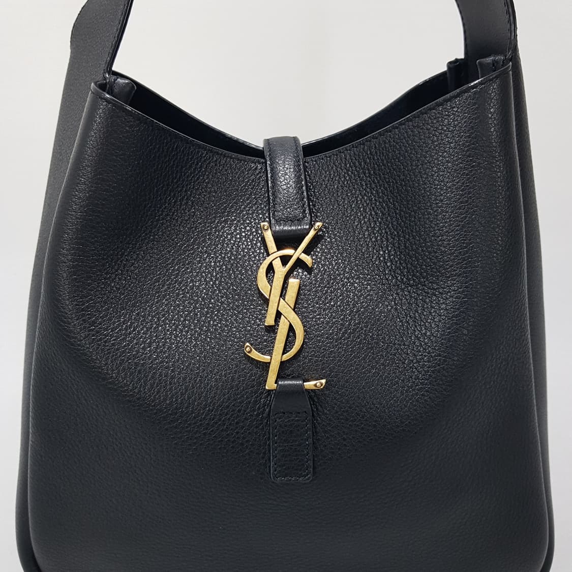 생로랑 LE 5 A 7 셔플 숄더백 713938 상품이미지3
