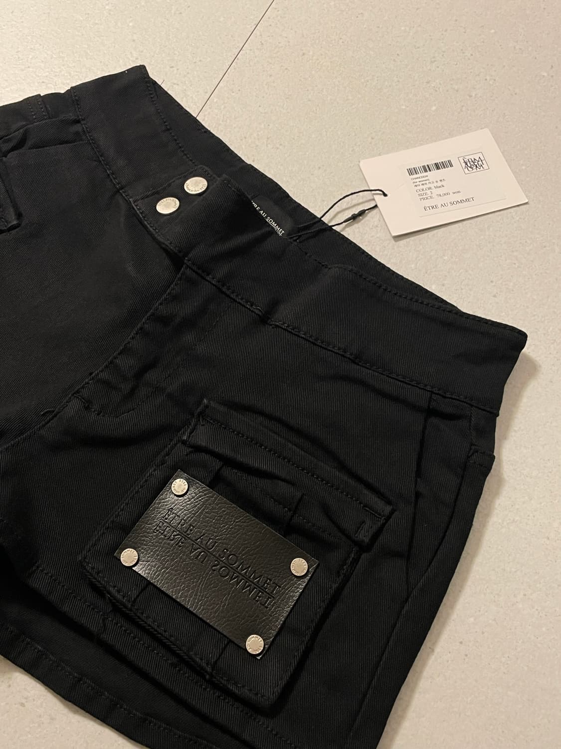 에트오소메 레더 패치 카고 쇼츠 블랙 2사이즈 상품이미지7