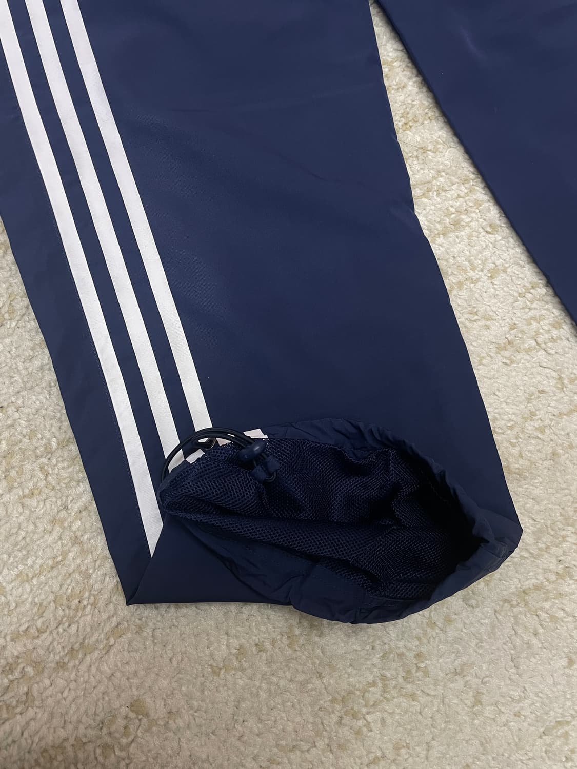 [100,L] 아디다스 삼선 스트라이프 리플렉티브 스카치 트랙 우븐팬츠 상품이미지7