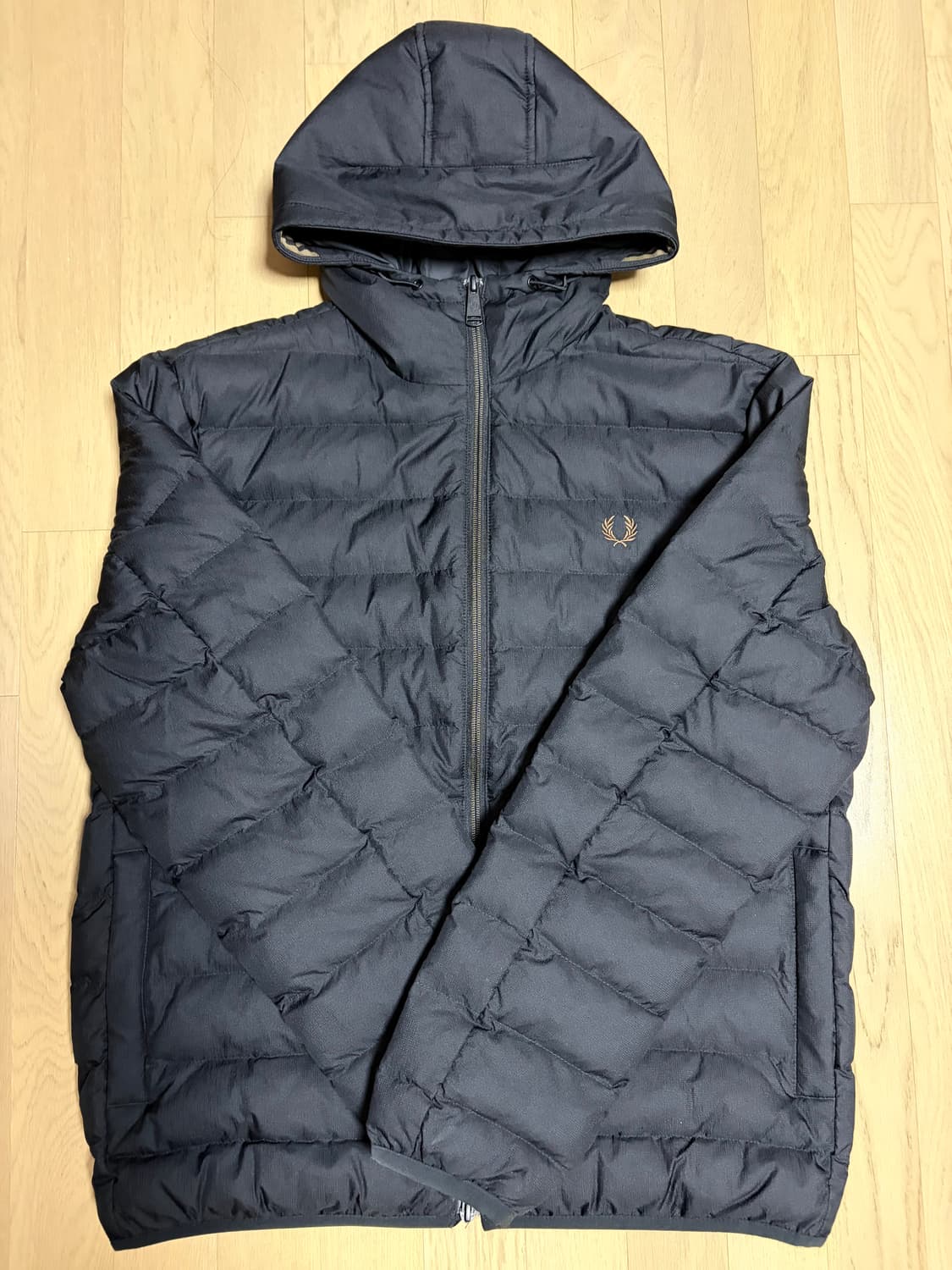 프레드페리 경량패딩 후드 블랙(L) 상품이미지1