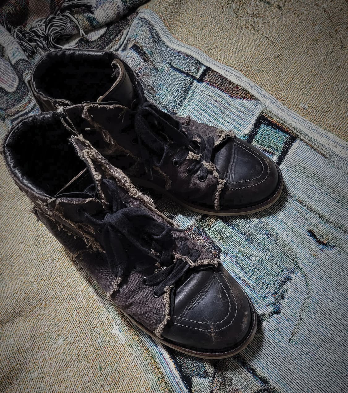 이사무 카타야마 백러쉬 데미지 레더 스니커즈 상품이미지1