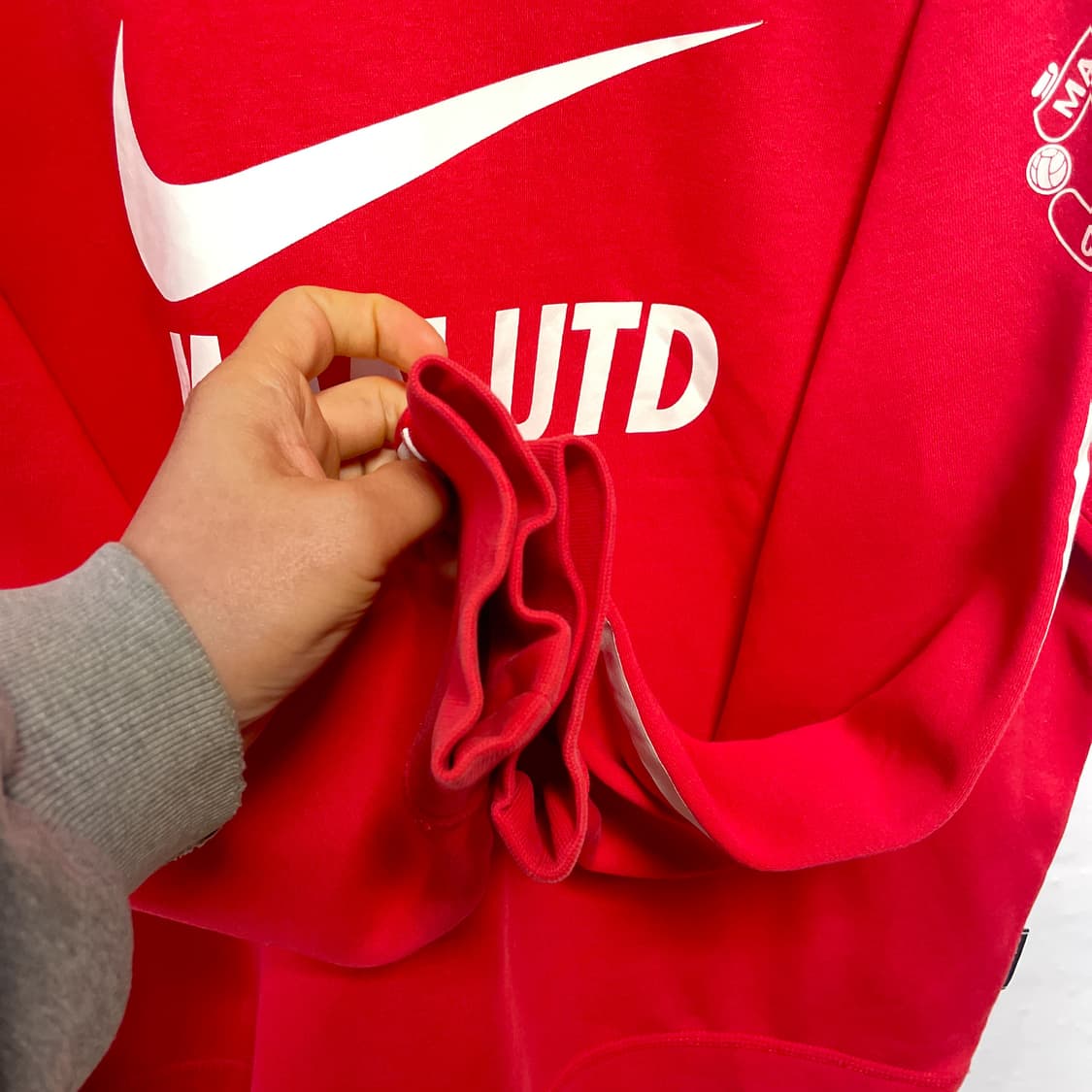 나이키 맨유 맨체스터 유나이티드 스우시 맨투맨 레드 빅사이즈 상품이미지3