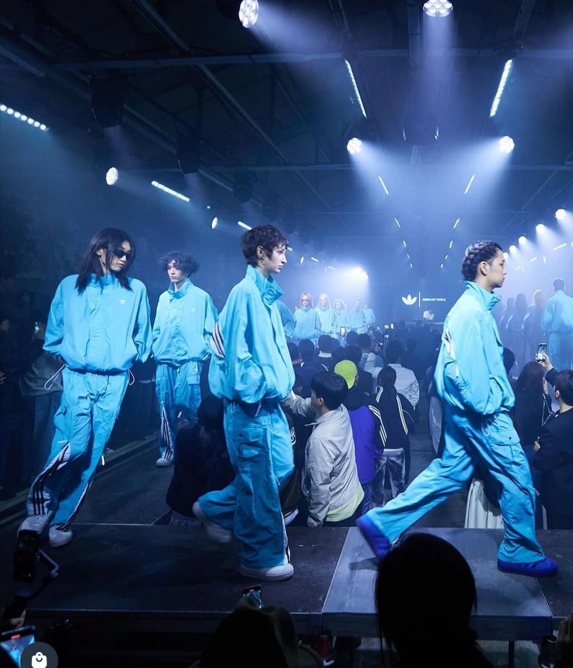 Adidas 아디다스x오디너리피플 바람막이 상품이미지3