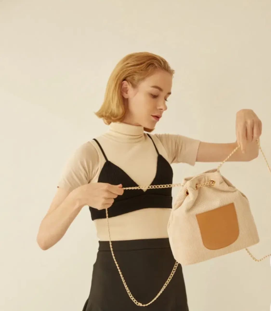 [품절] 24K 골드체인 알키알카 코듀백 아이보리 A급 상품이미지3