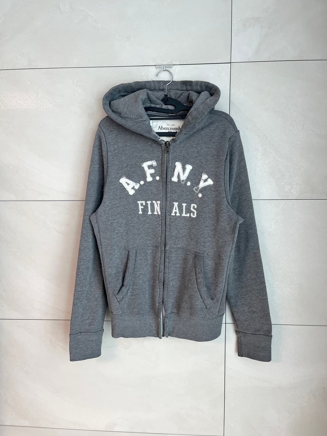 아베크롬비 A&F 스펠로고 대장 후드집업 그레이 [M] 상품이미지3