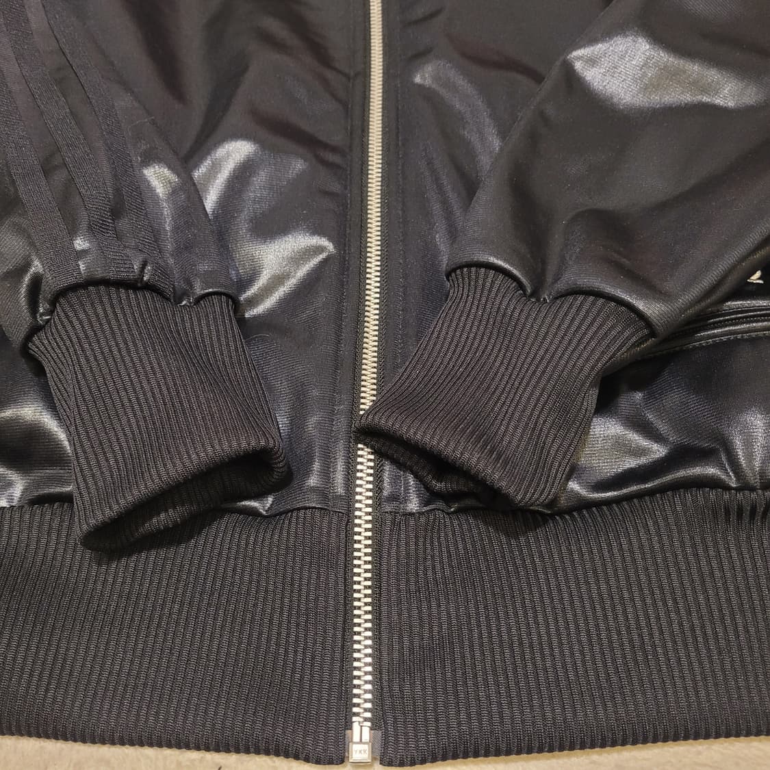 아디다스 칠레 유광 후드 져지 S 상품이미지5