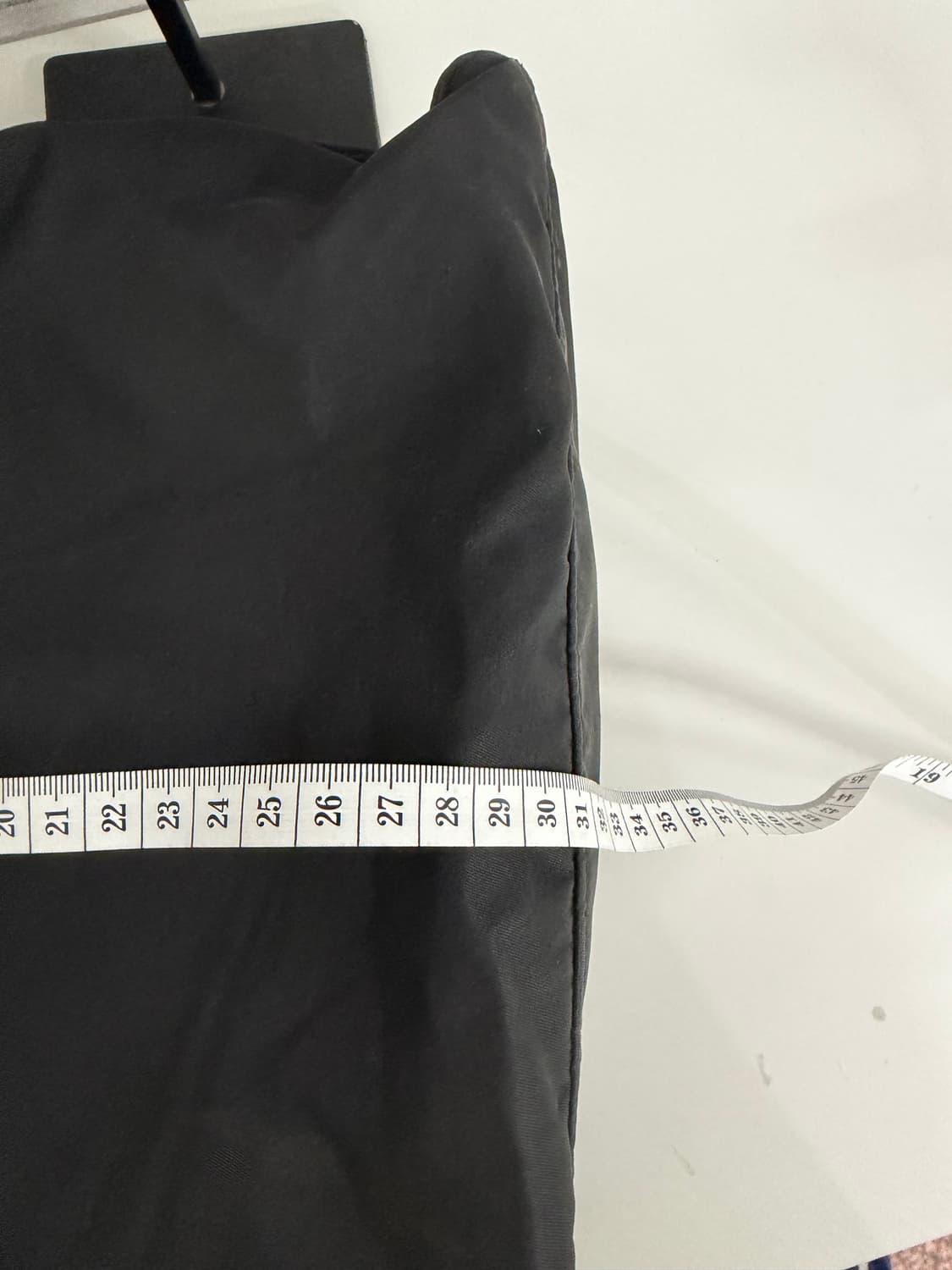 정품) 프라다 테수토 스터드 나일론백  상품이미지10