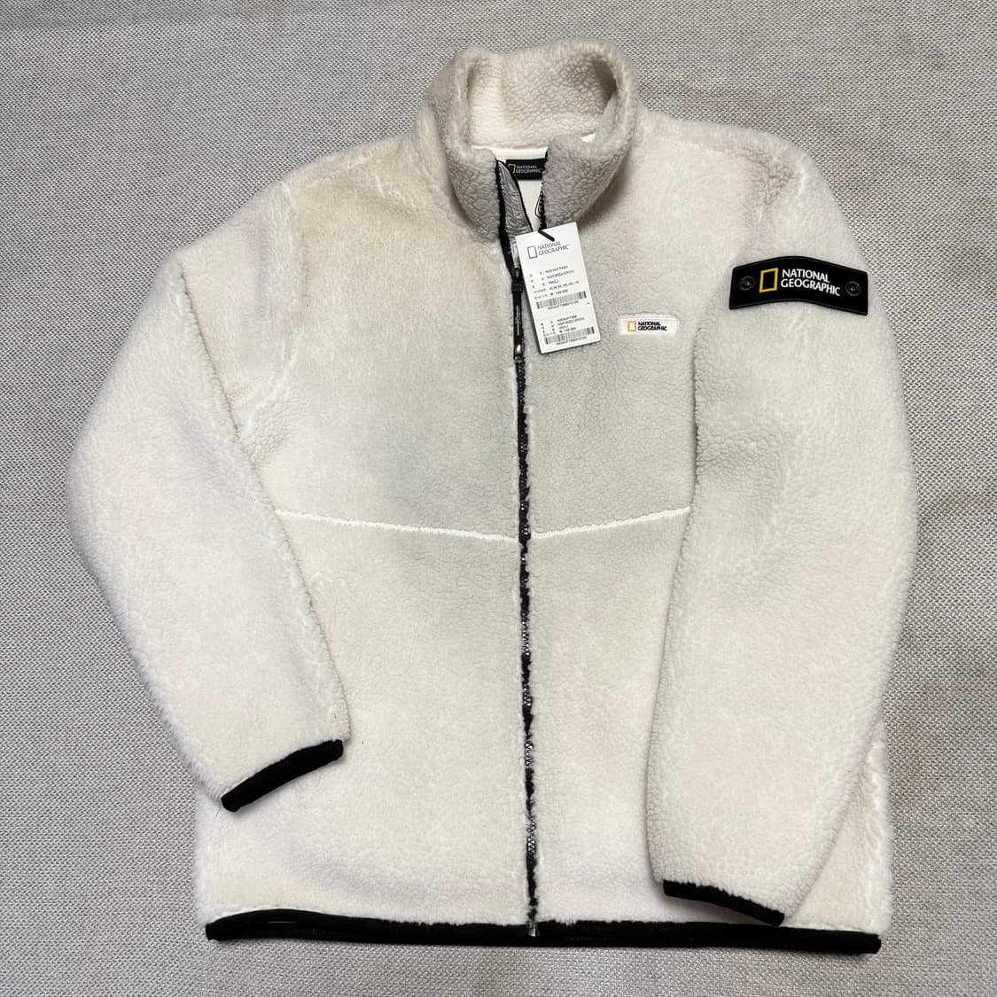 내셔널지오그래픽 뽀글이 플리스 상품이미지1