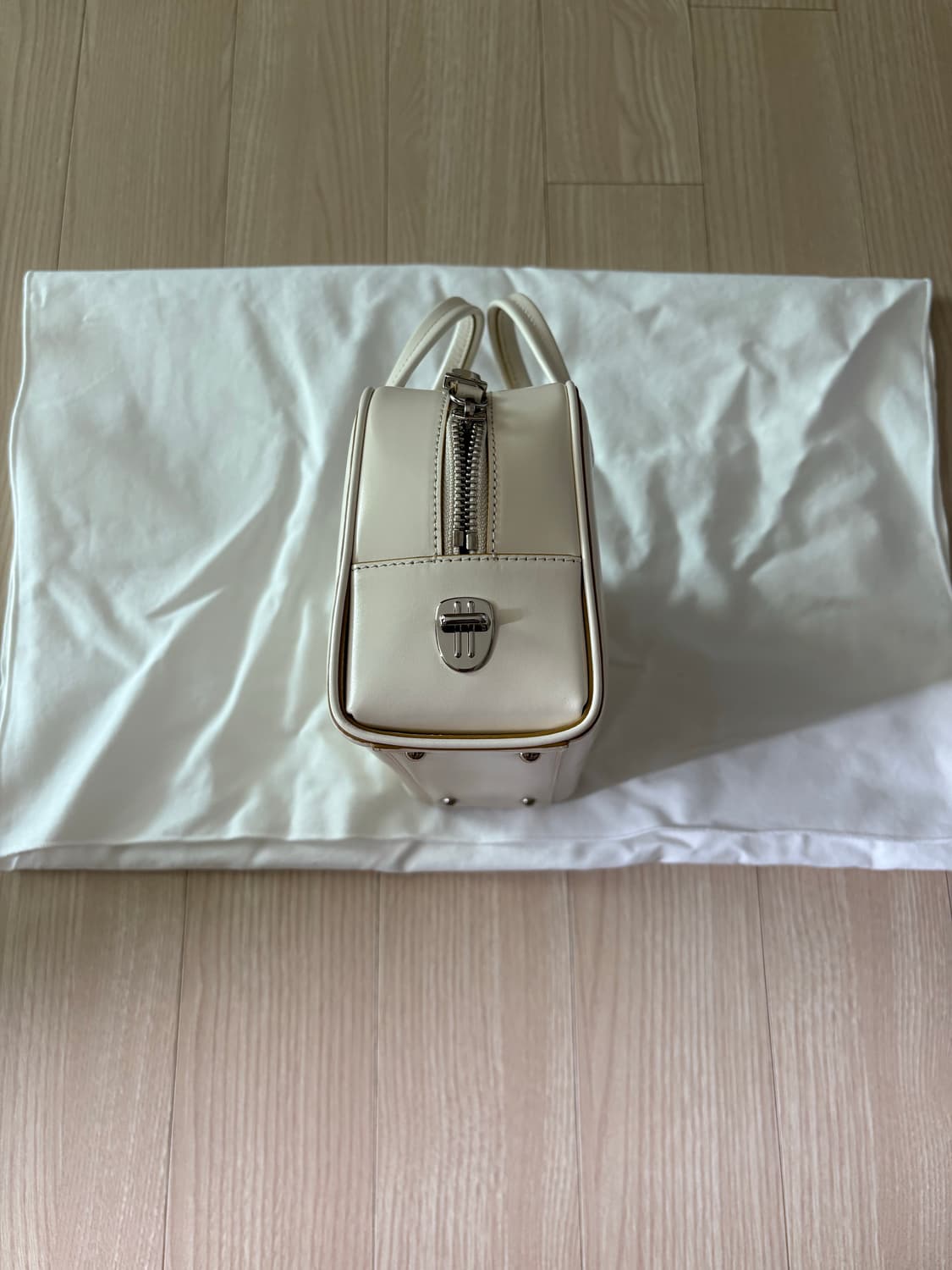 투티에 로케 미니백 상품이미지2