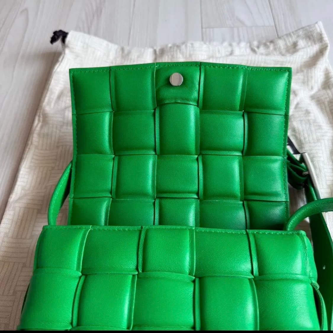 보테가베네타 패딩 카세트 풀박 상품이미지5