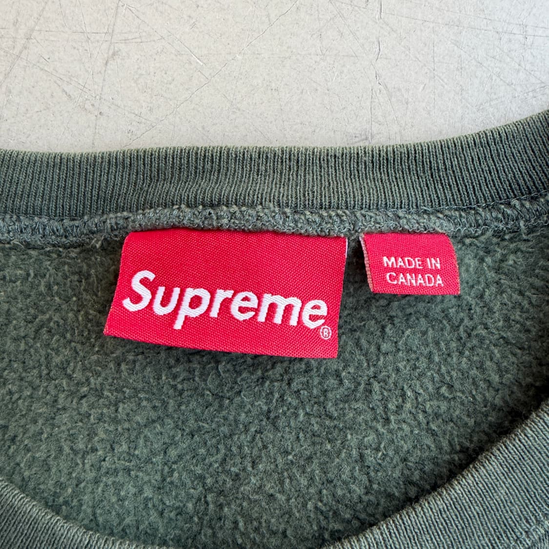 슈프림 x 인디펜던트 크루넥 스웻셔츠 상품이미지8